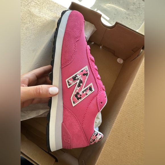 WL515AA3 NEE BALANCE WOMEN’S 515 V3 CLASSIC SNEAKER SPORTY PINK/WHITE, 8 - Picture 5 of 7